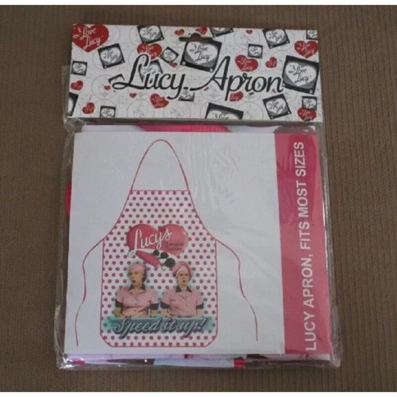New I Love Lucy Apron Kitchen Cooking Gift Chocolate Factory Lucille Ball Oven - Picture 4 of 4